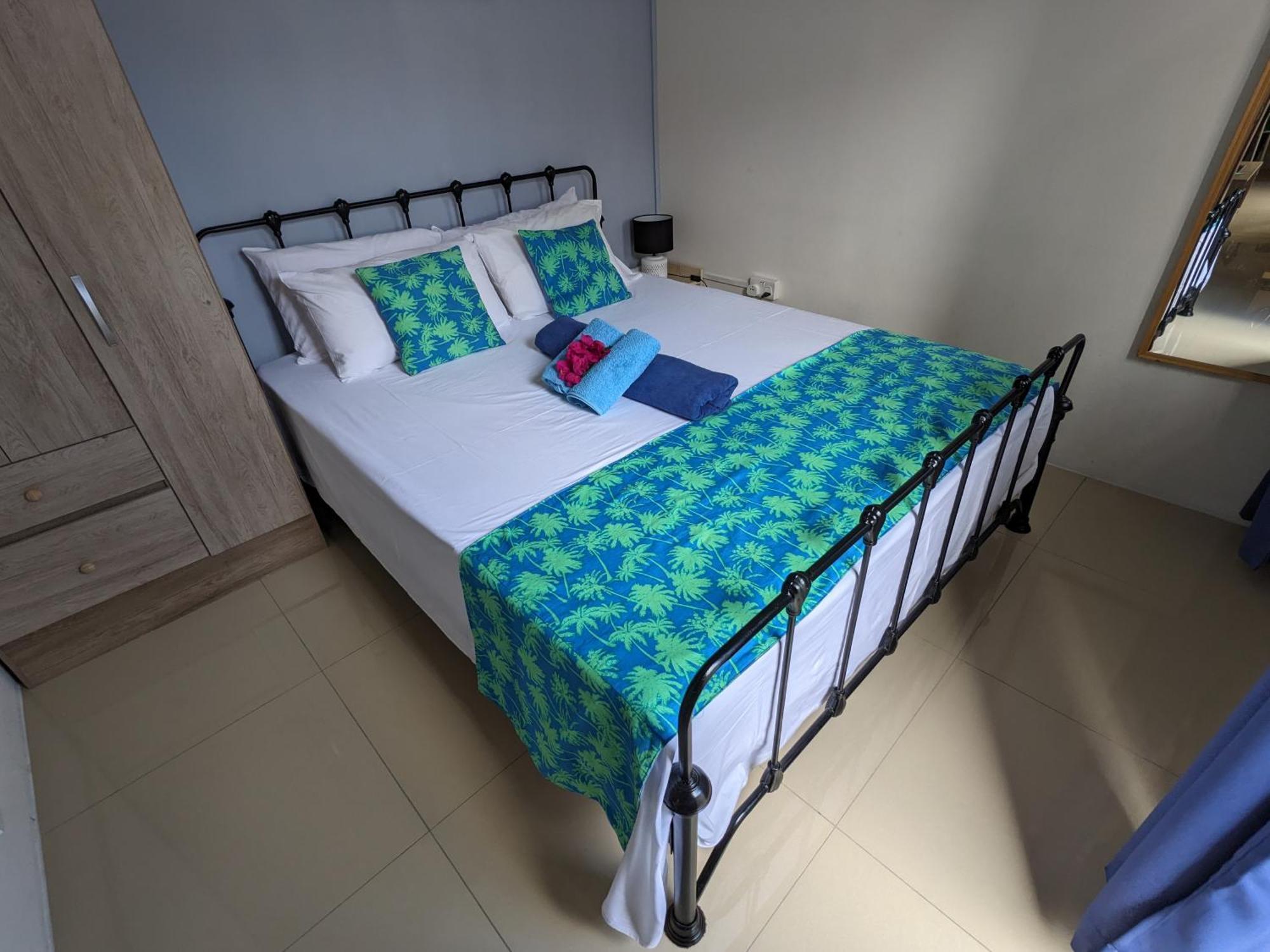 New Chic Apartment Flic En Flac Ruang foto